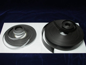 Anisotropic/Isotropic Rubberized Magnetic Bar-shaped Mini Rolls